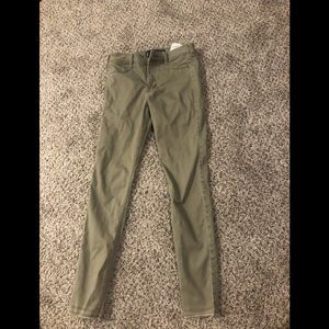 Hollister green pants